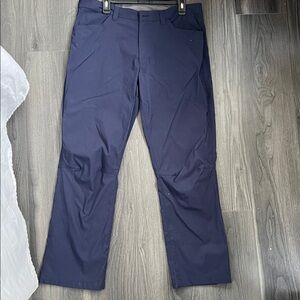 Eddie Bauer Navy Blue Tech Casual Pants, Men’s 36x30